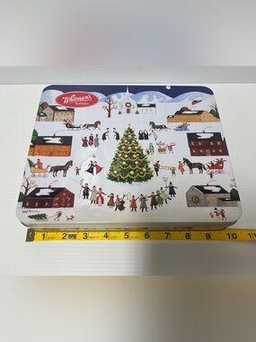 Holiday Decorative Tin - White with Multicolor Winter Scene